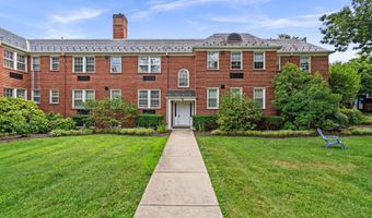 715 S WASHINGTON St A-32, Alexandria, VA 22314