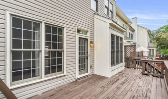 6618 FROST LAKE Ln, Alexandria, VA 22315