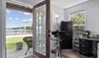 25 BAYSIDE Dr, Bayonne, NJ 07002