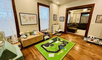 725 S Lincoln St, Aberdeen, SD 57401