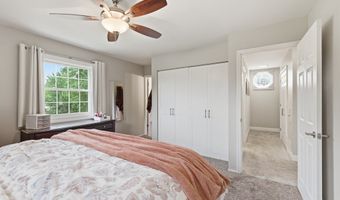 1031 Thomas Dr, Ashland, OH 44805