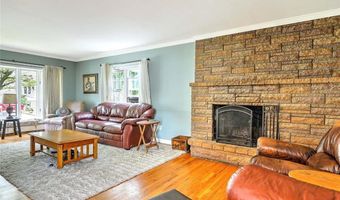 5 HIGH St, Warwick, RI 02886