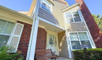 1111 Saint Andrews Ct, Algonquin, IL 60102