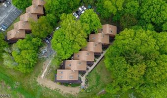 3 Telemark Dr 10, Alloway, NJ 07462