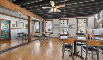 201 N Main St, Alma, WI 54610