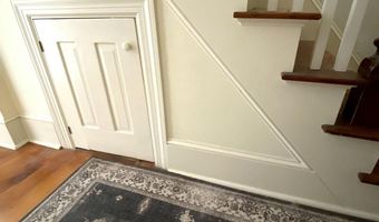 199 Main St, Belfast, ME 04915