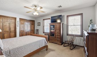 916 E 27th St, Baxter Springs, KS 66713