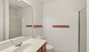 908 King Ridge Dr, Ashland, OH 44805