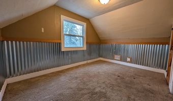 822 N River Ave, Alma, MI 48881