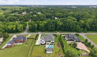 302 Meadow Way, Athens, AL 35613