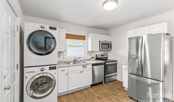 3443 Airlie St, Charlotte, NC 28205