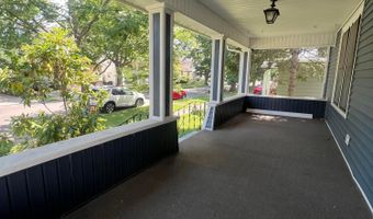 135 Morris Ave, Athens, OH 45701