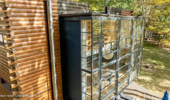 39 Hornbeck Ln, Accord, NY 12404