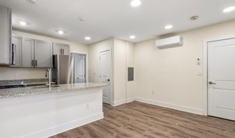 1821 T St NW, Washington, DC 20009