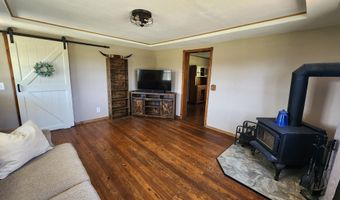 16090 Farm Road 2130, Aurora, MO 65605