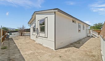 863 Jennys Ln, Fernley, NV 89408