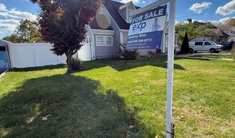 967 Sunrise Hwy, Long Island City, NY 11704