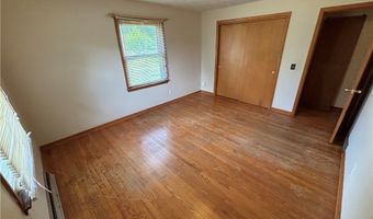 1031 Chevelle Dr, Akron, OH 44319