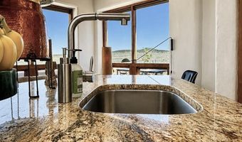 30 Cielo Grande Rd, Carson, NM 87577