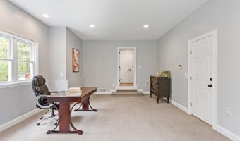 90 Frye Rd, Bolton, MA 01740