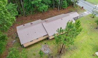 320 Brobston St, Baxley, GA 31513