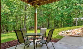 19402 Lawrence 2078, Ash Grove, MO 65604