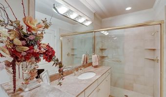 4744 34TH St N, Arlington, VA 22207