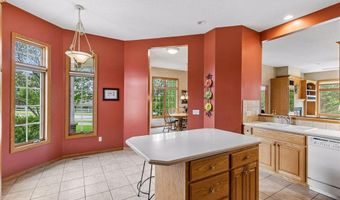 13122 Evermoor Pkwy, Apple Valley, MN 55124