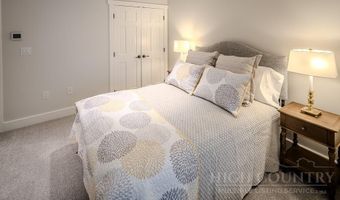 123 Bear Cub Ln 123, Banner Elk, NC 28604