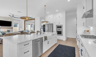 3690 E CANYON Way, Chandler, AZ 85249