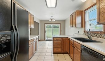 126 Vice Blvd, Avilla, IN 46710