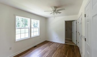 212 Cornfield Ln, Appomattox, VA 24522