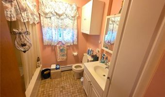 95 Angell Ave, North Providence, RI 02911