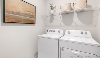 270 Maddox Dr, Aberdeen, NC 28315