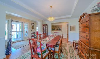 8 Creekside Way, Asheville, NC 28804
