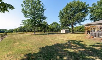 4725 E HIGHWAY 64, Alma, AR 72921