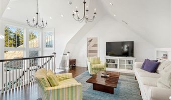 150 Boston Neck Rd, Narragansett, RI 02882