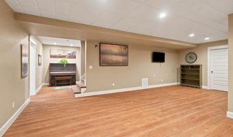 18736 Roselle Cv, Auburn, IN 46706