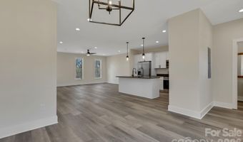 31 Elkwood Ave, Asheville, NC 28804