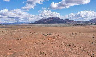 541 S Coyote Rd, Apple Valley, UT 84737