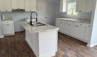 94 Burnett Rd, Adel, GA 31620