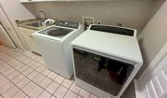 204 Piccadilly, Batesville, MS 38606