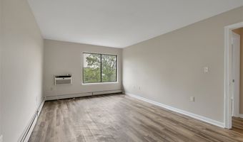 2315 Cromwell Hills Dr 2315, Cromwell, CT 06416