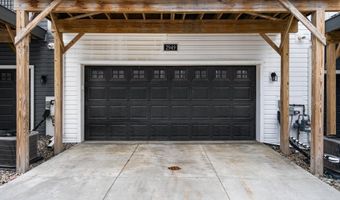 2949 Aughton Rd, Ann Arbor, MI 48105