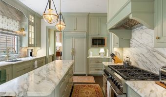 1116 Bellewood Sq, Atlanta, GA 30338