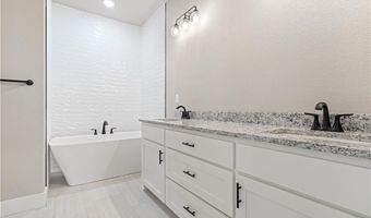 7006 SW Orange Ave, Bentonville, AR 72713