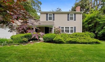 40 Sage Dr, Warwick, RI 02886