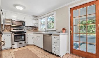 216 Oregon Rd, Ashland, MA 01721
