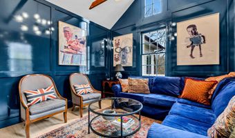 15 Liberty St, Chester, CT 06412