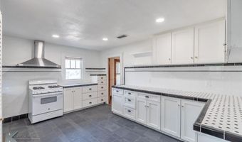 1118 S 15th St, Abilene, TX 79602
